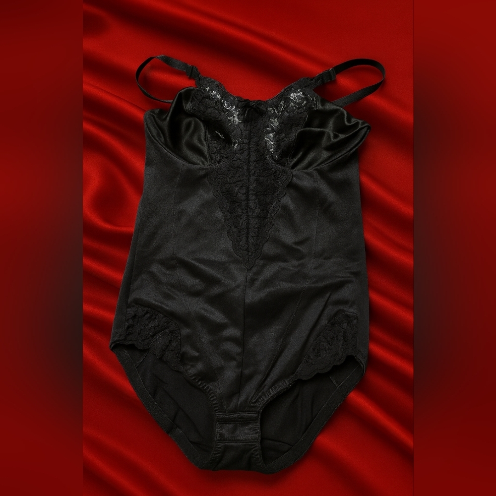 Miraclesuit Black Lace Detail Chemise, Size: 38B